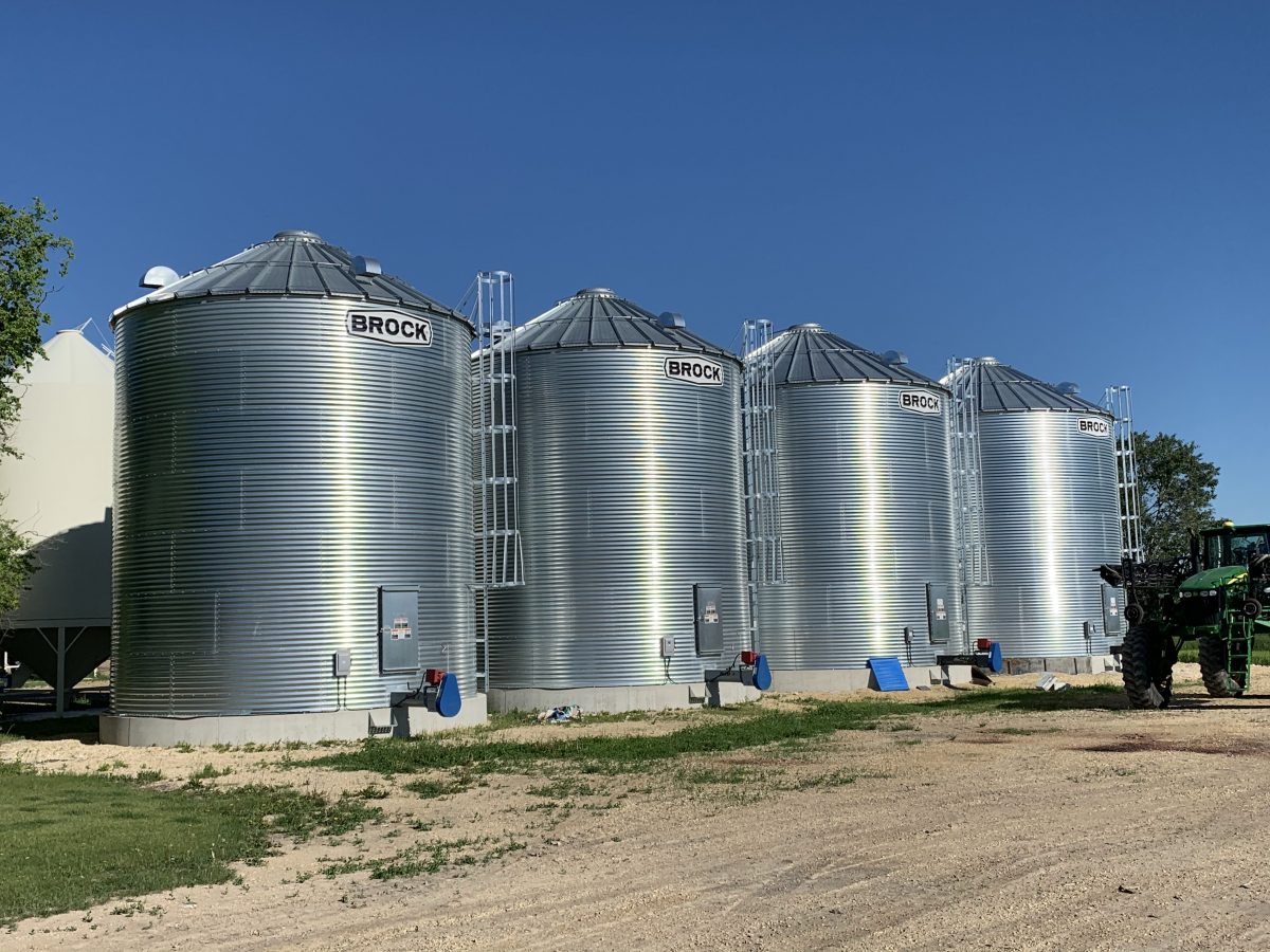 NonStiffened Grain Bins Valley Agro Services Ltd. NonStiffened Grain Bins Valley Agro Services Ltd.